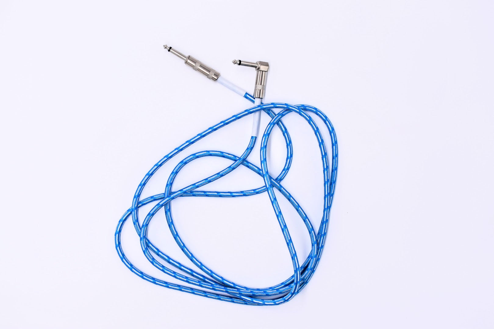 Premium 3-Meter (10 ft) Blue Guitar Cable – Right-Angle Jack for Stage & Studio