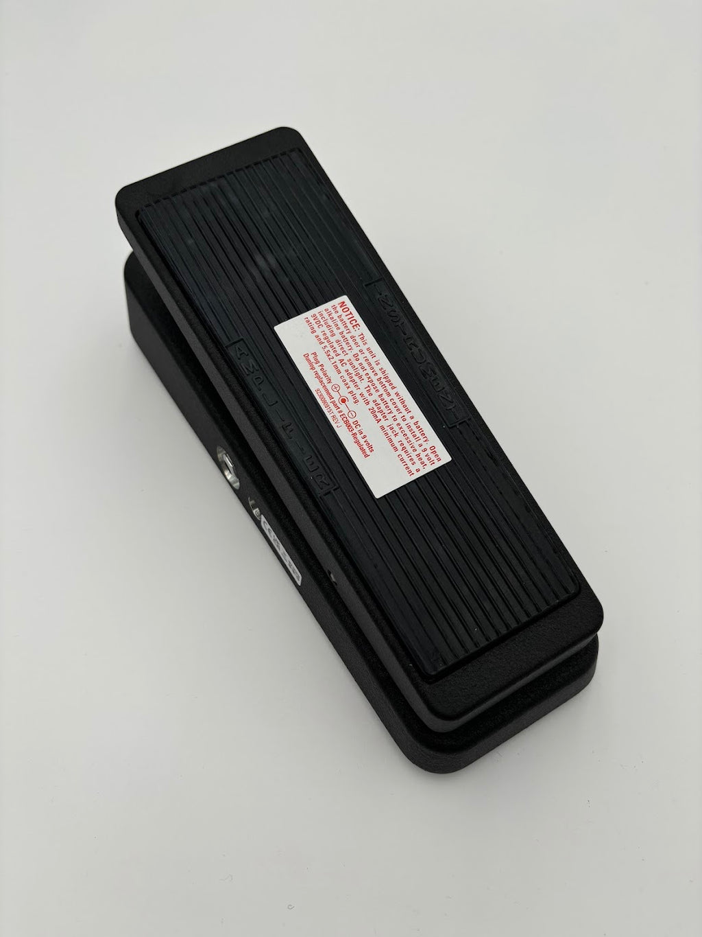 Dunlop Cry Baby Wah Pedal – GCB95 Standard Wah – Includes Cables