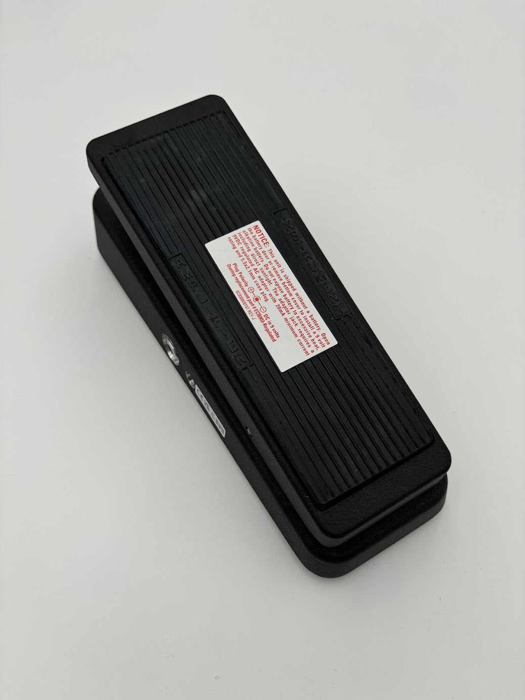 Dunlop Cry Baby Wah Pedal – GCB95 Standard Wah – Includes Cables